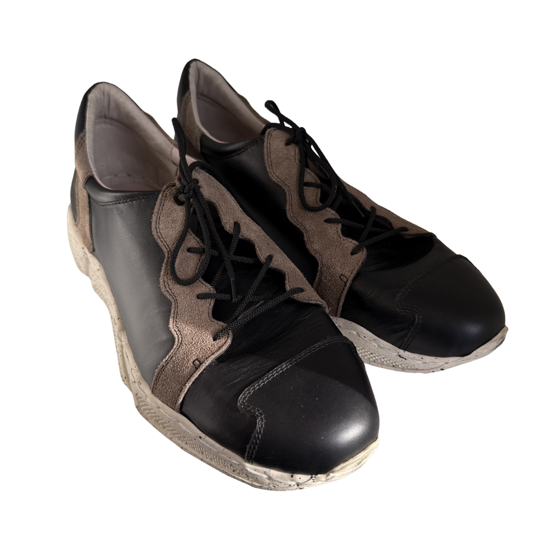 "Mažvydas Sneakers" juodos spalvos, sandėlyje