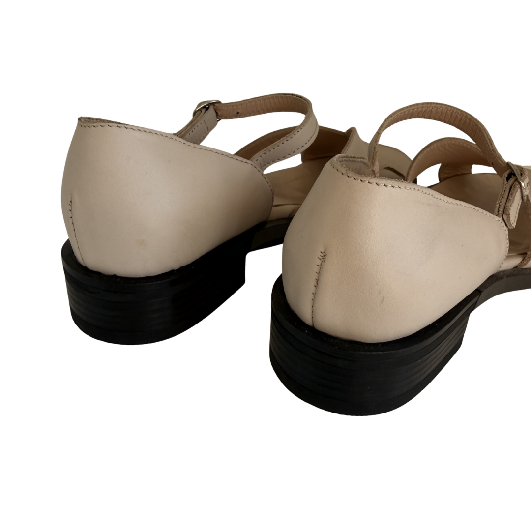 "Havajai" smėlio spalvos, sandėlyje