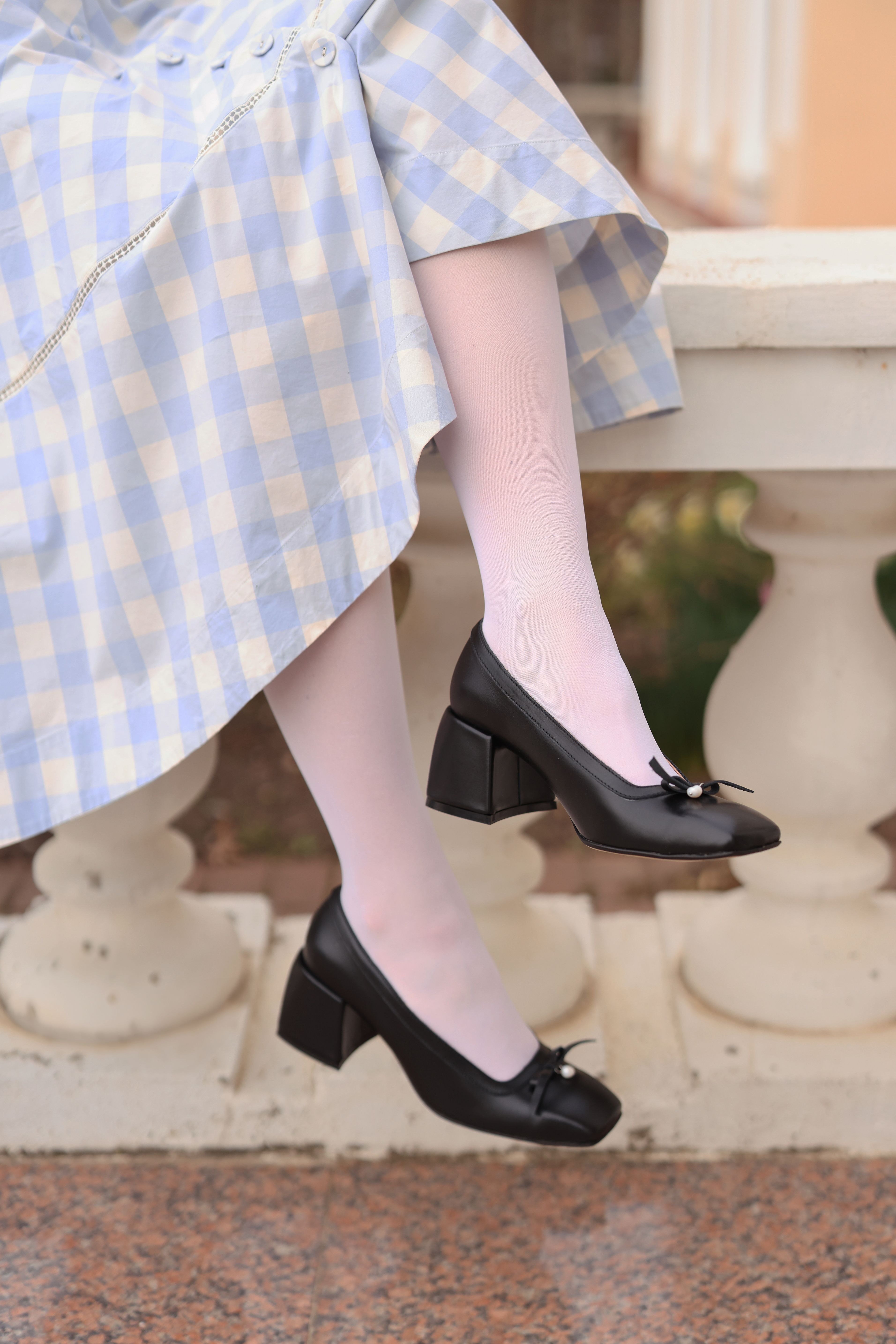 "Pearl Heels, Black"