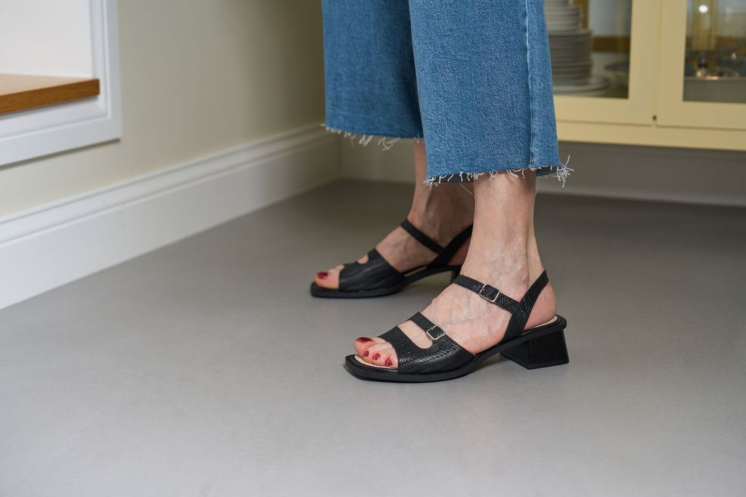 "Boogie Sandals, Black"