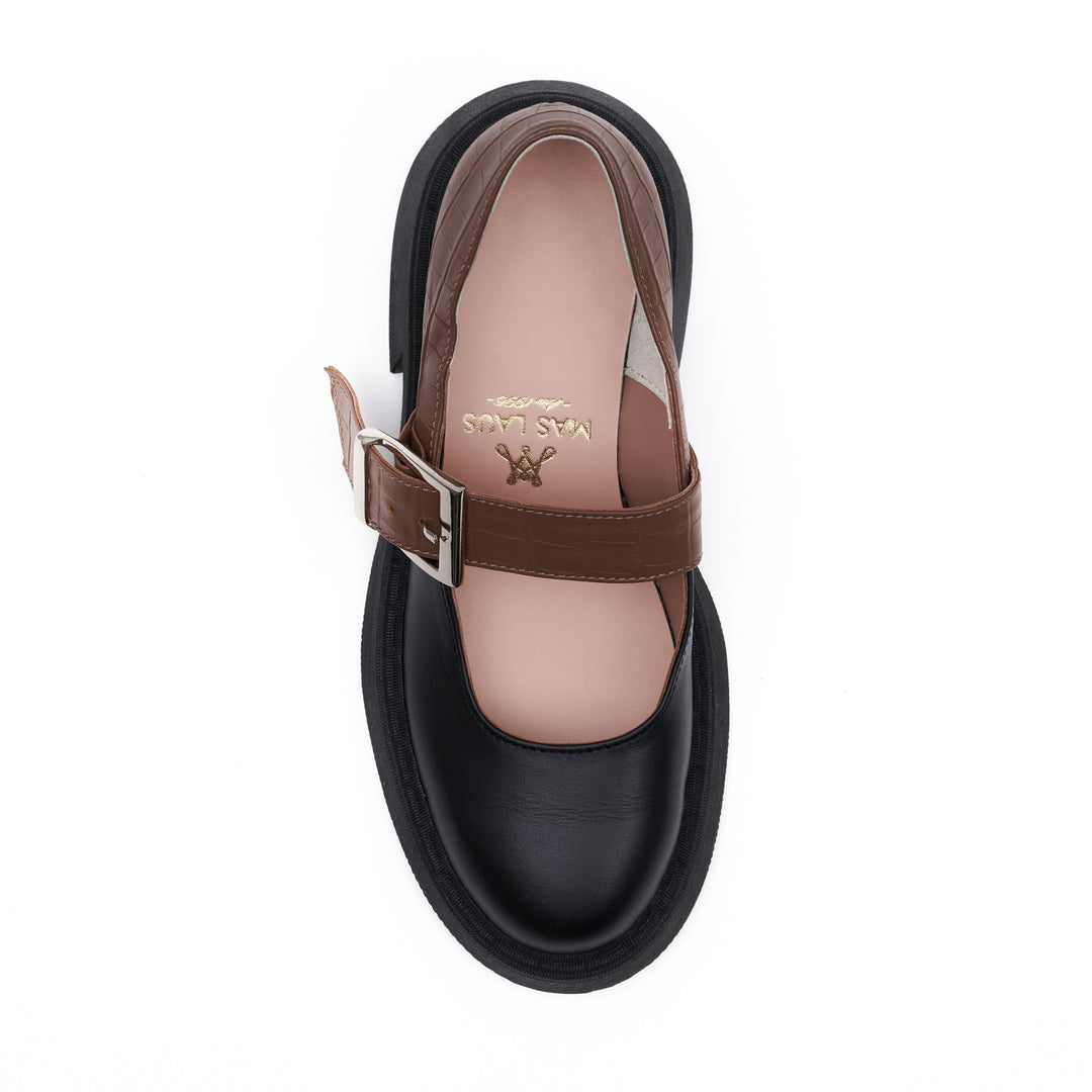 Kopos Closed Toe Sandals