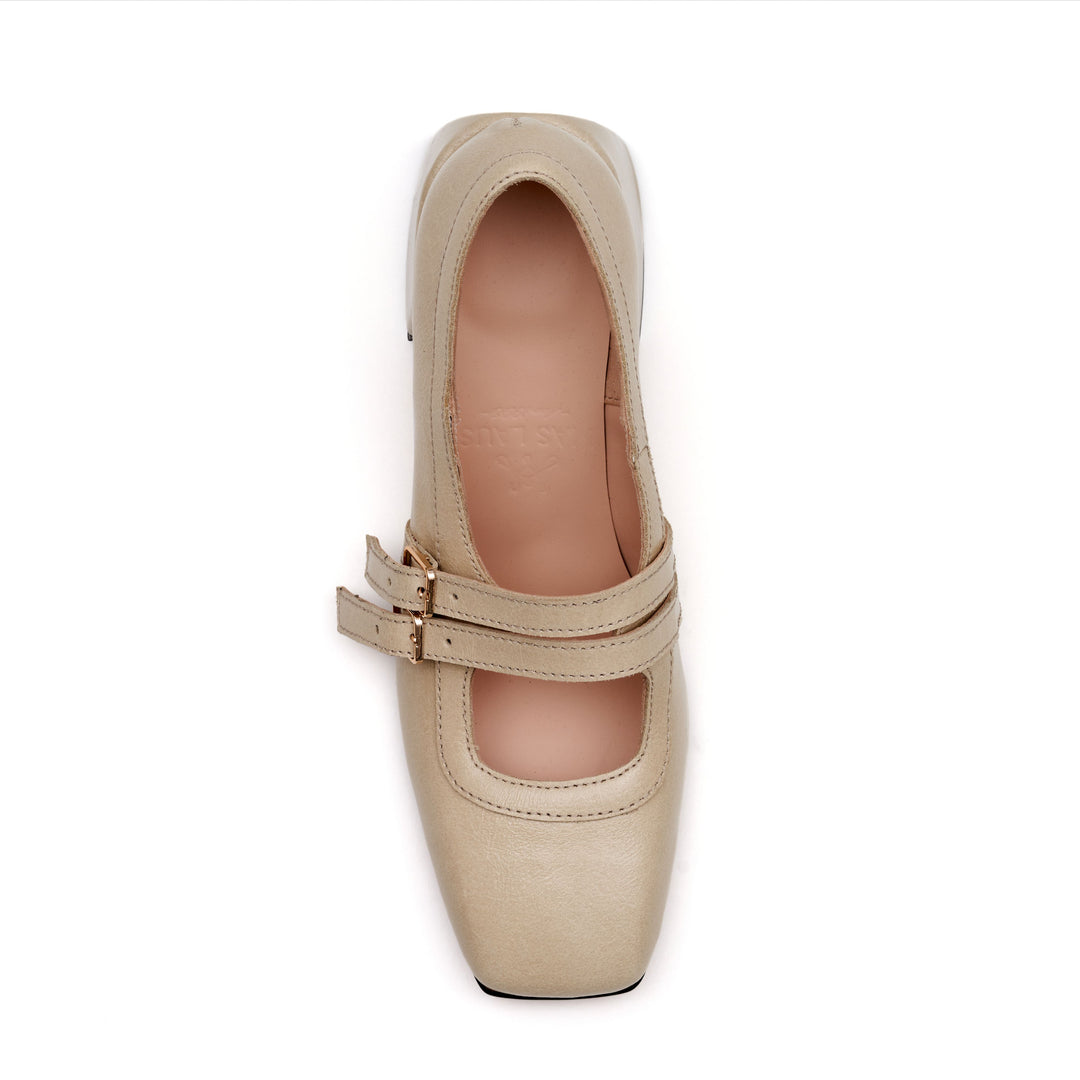 "Vinyl Heels, Creamy"