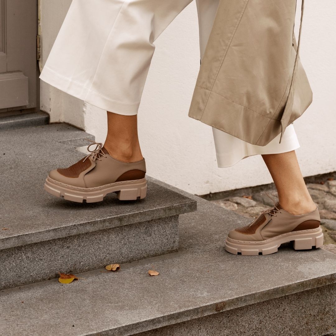 "Chunky Sneakers"