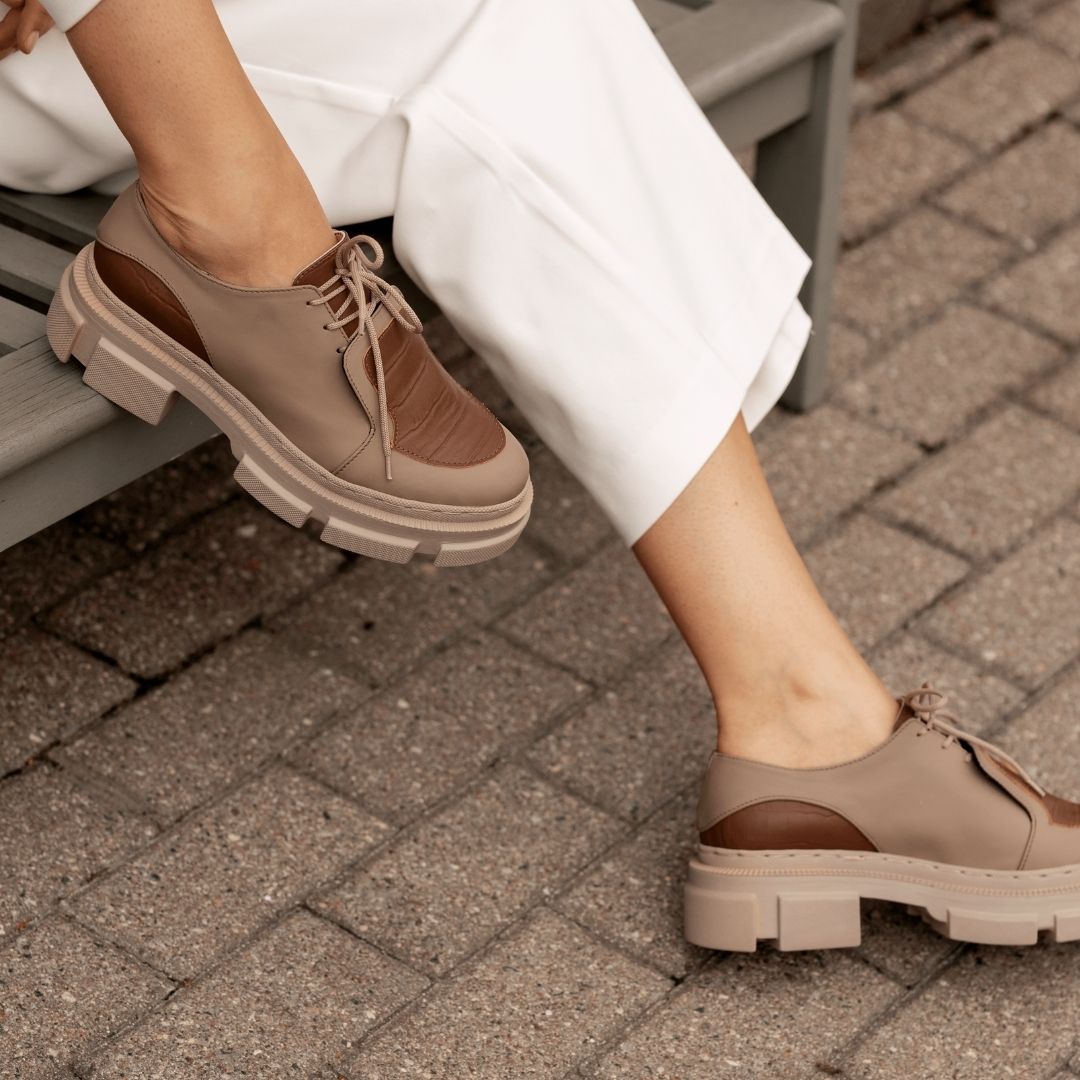 "Chunky Sneakers"