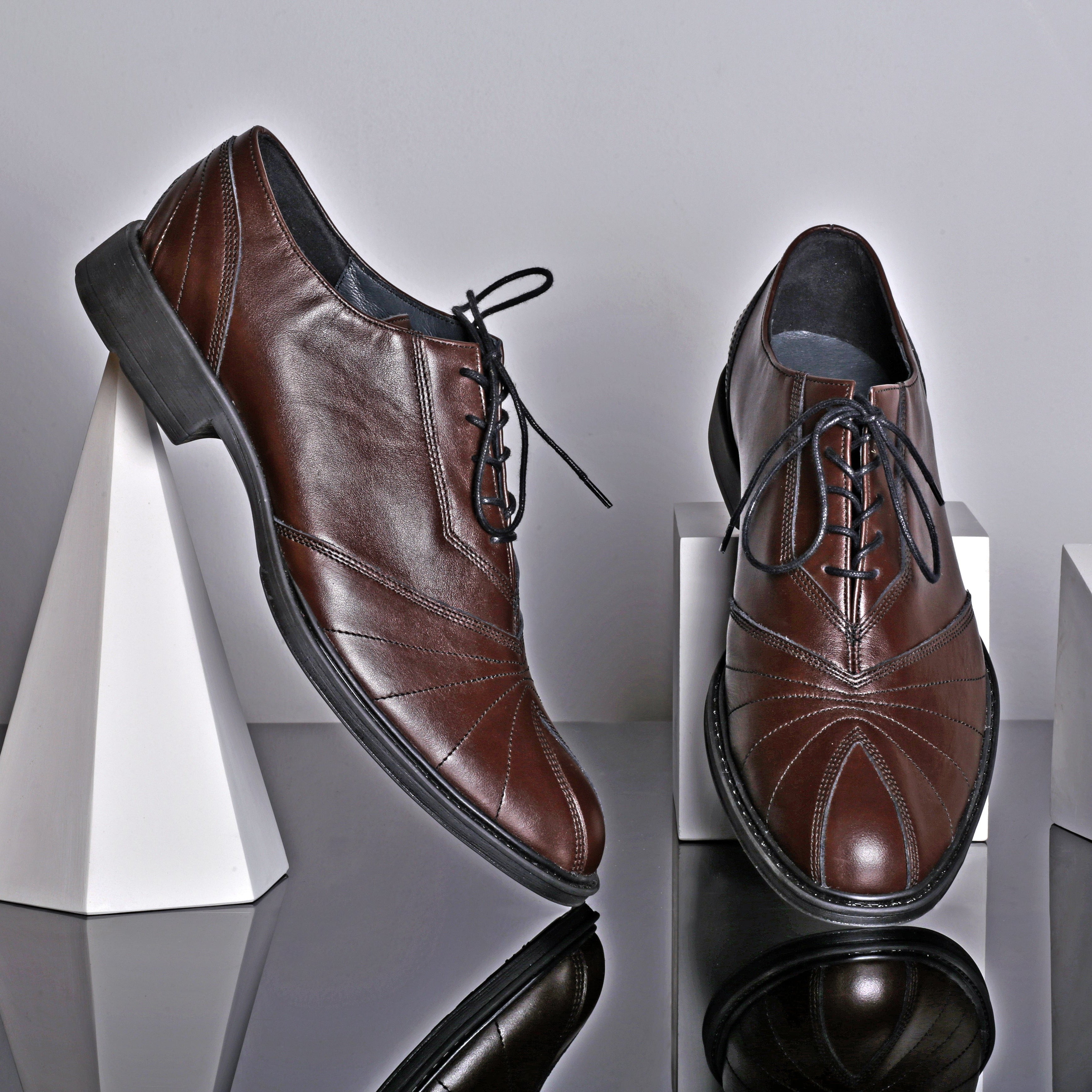 "Extraordinary boss" sandėlyje