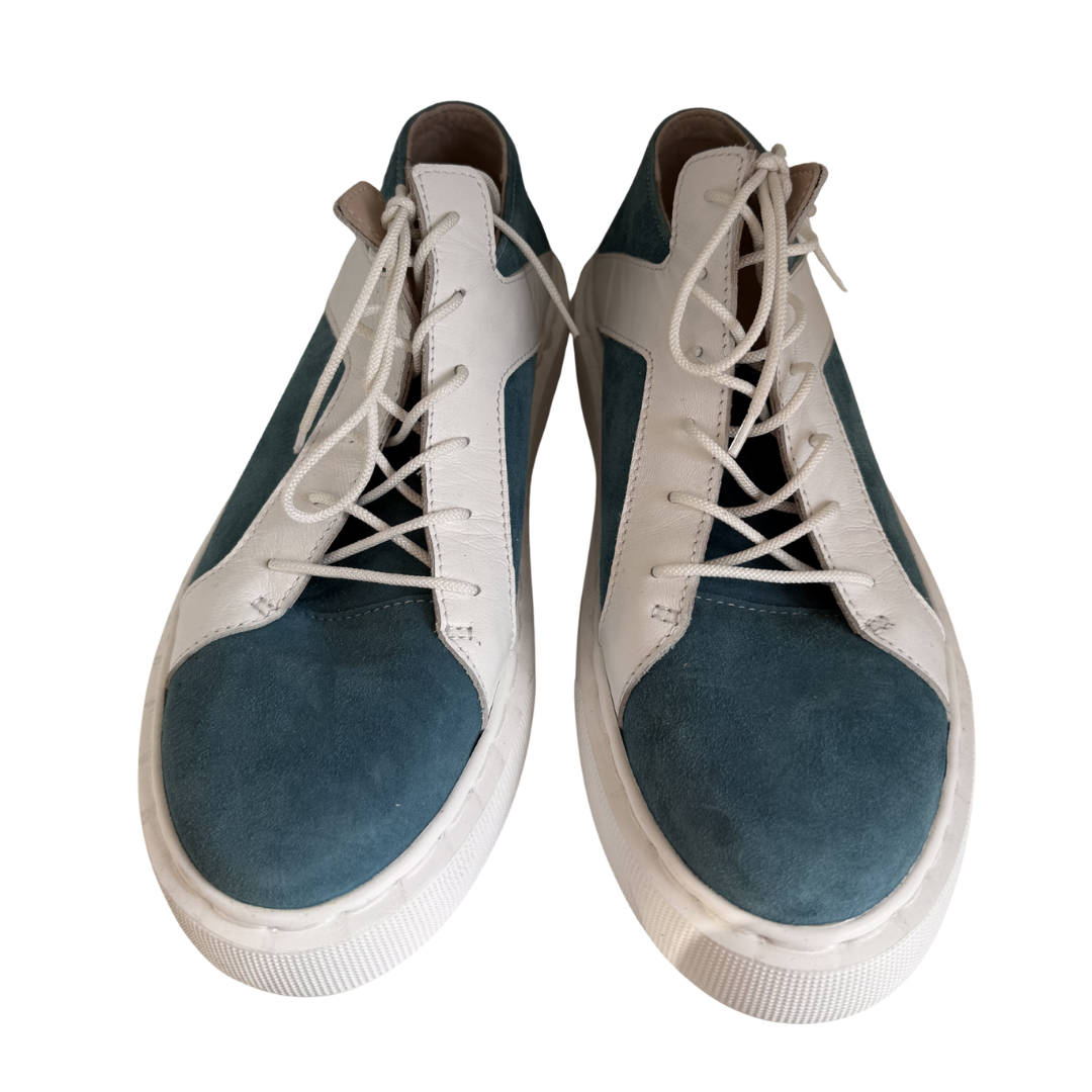 "Florida" sandėlyje, versta oda