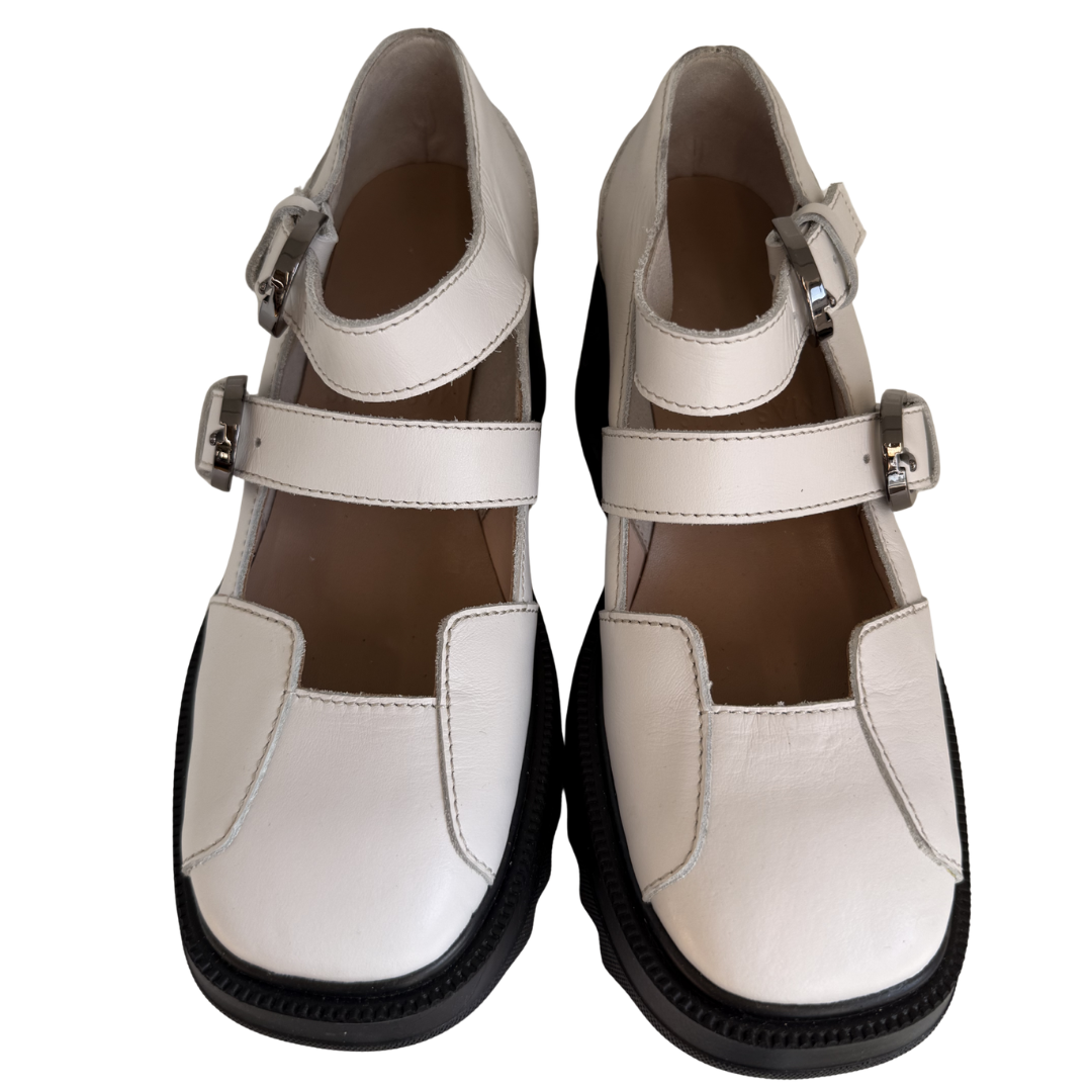 "Anguisoola Pumps" sandėlyje, baltos spalvos