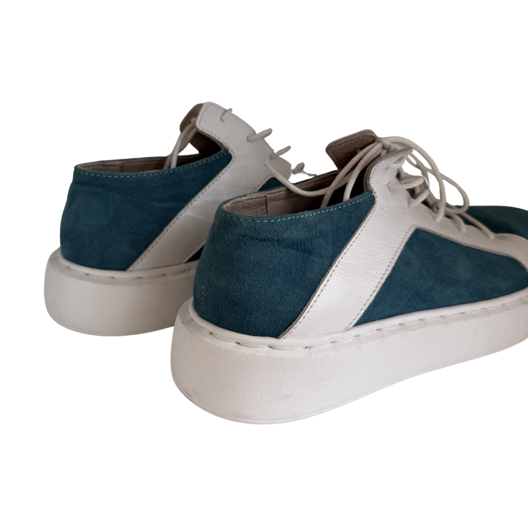 "Florida" sandėlyje, versta oda