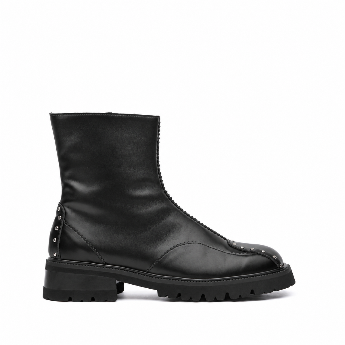 "Latte boots, black leather"