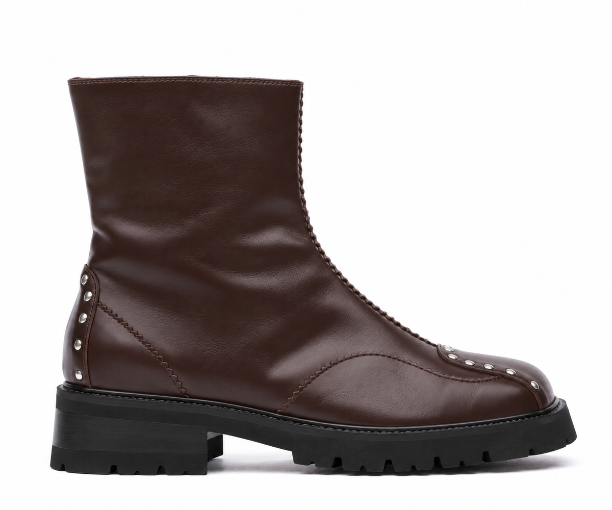 "Latte boots, brown leather"