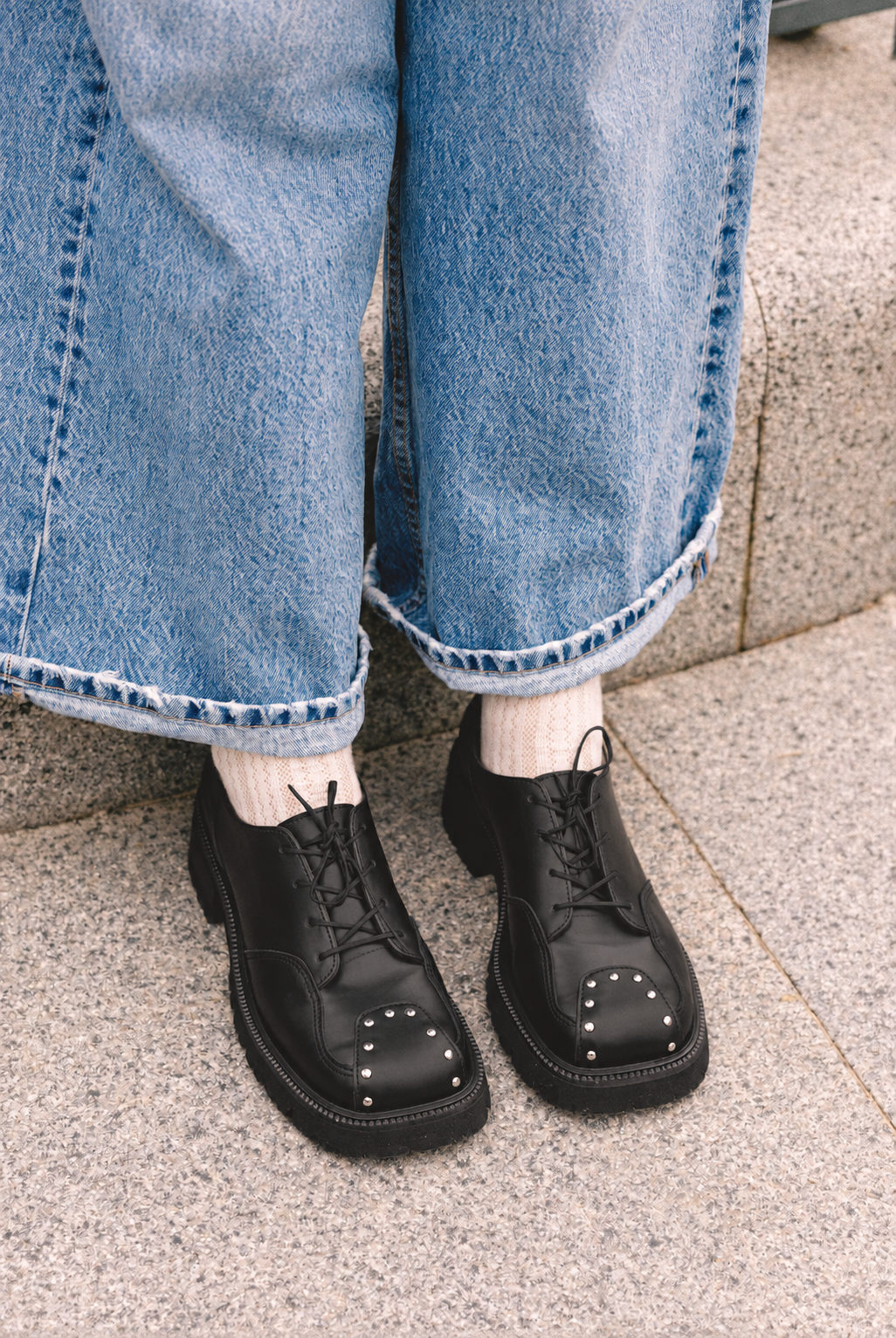 "Espresso Oxfords, black leather"