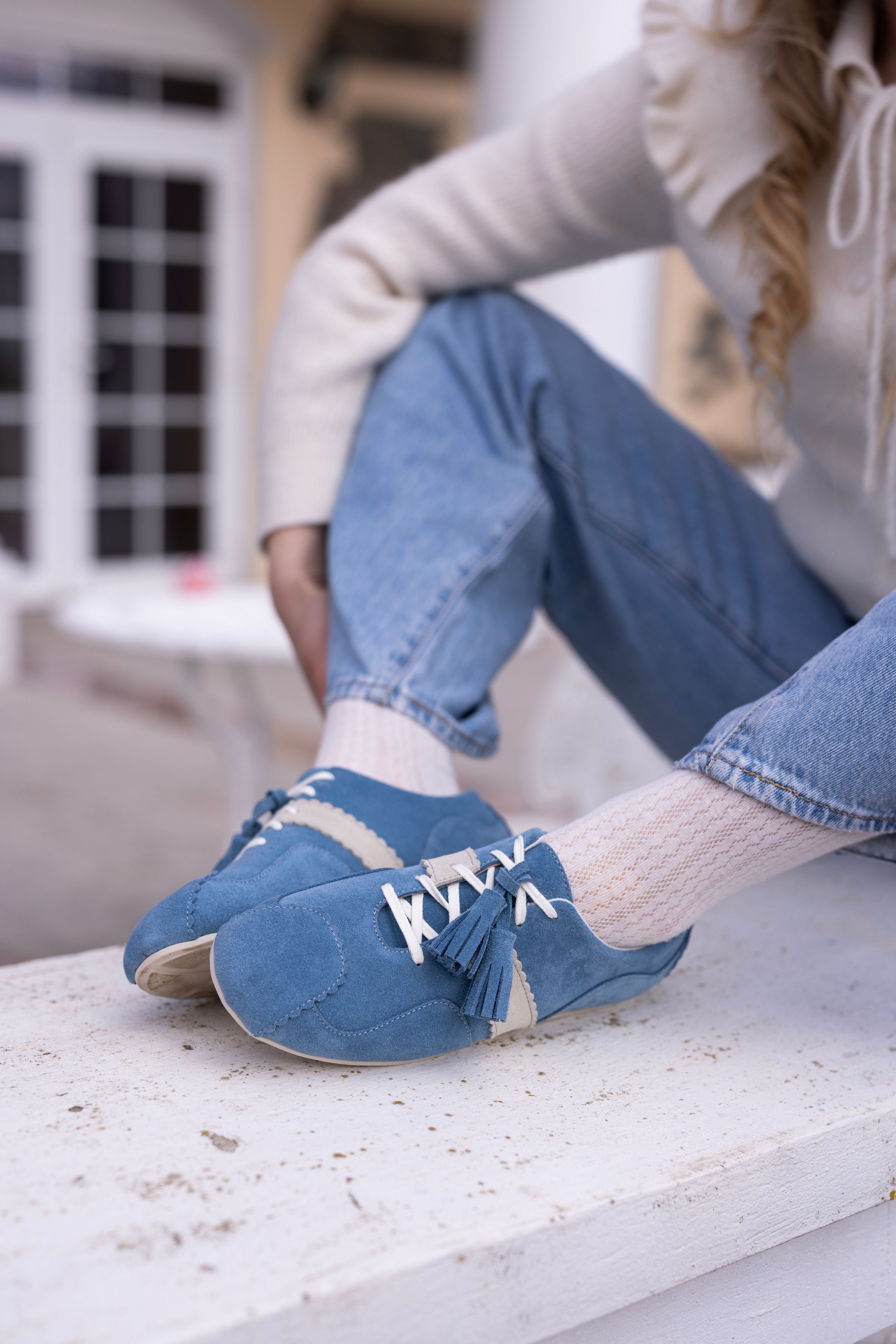 "Charm sneakers, Sky blue"