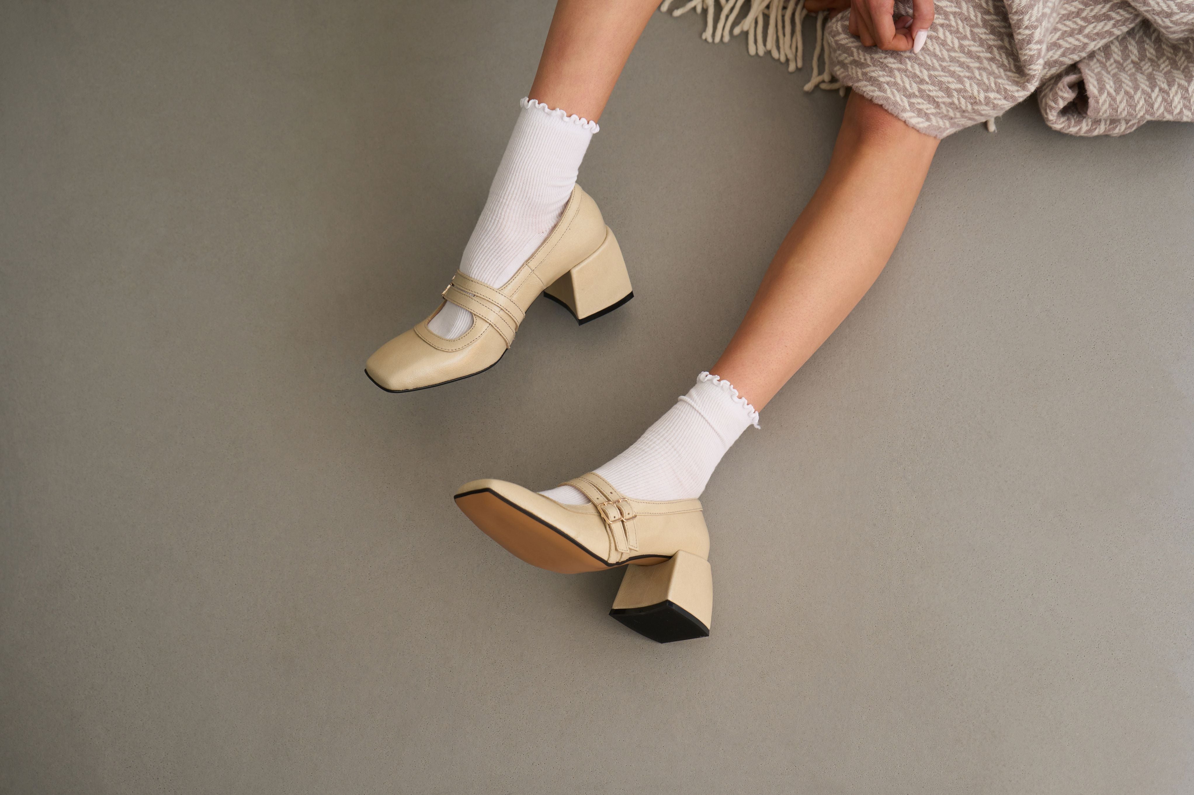 "Vinyl Heels, Creamy"