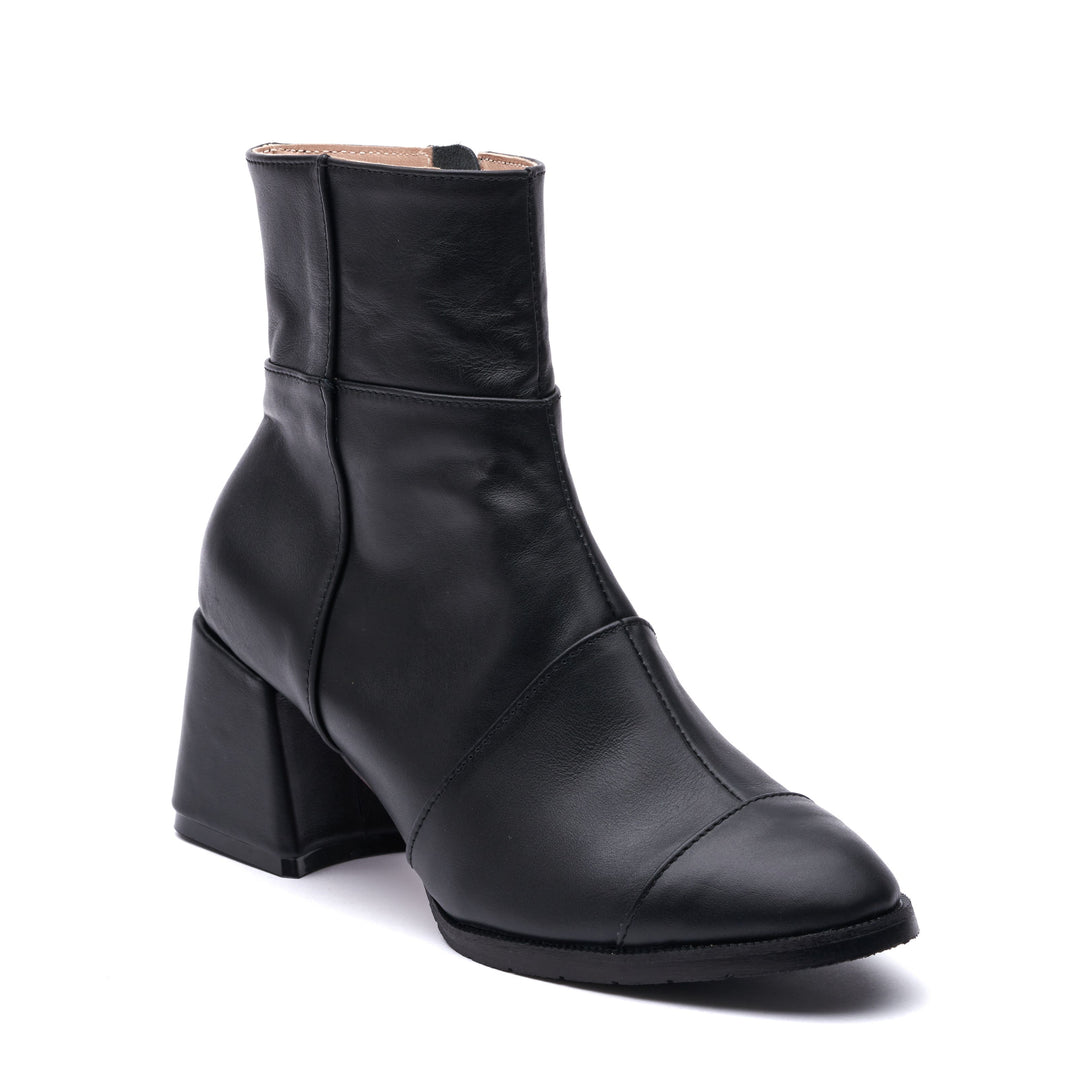 "Black Heeled Boots"