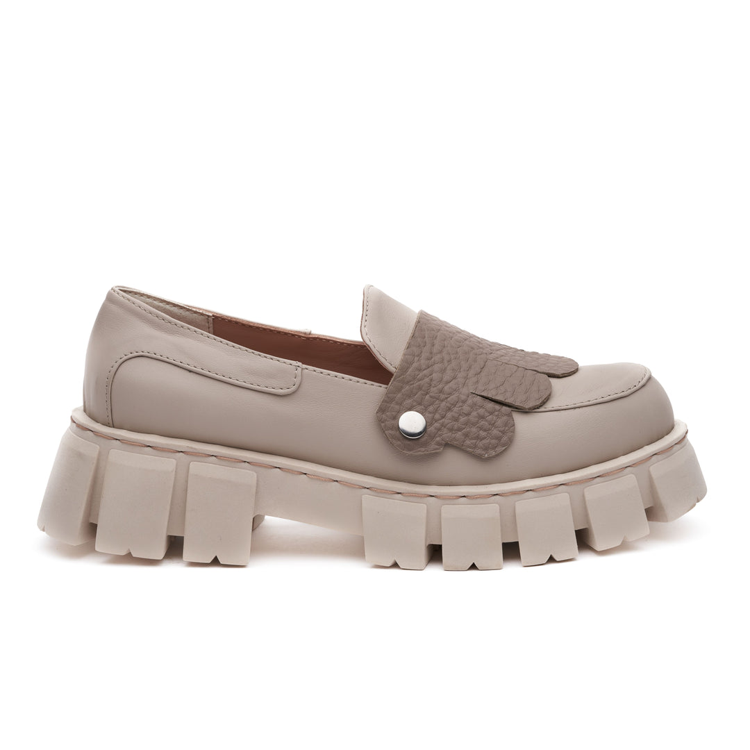 Smėlis Loafers