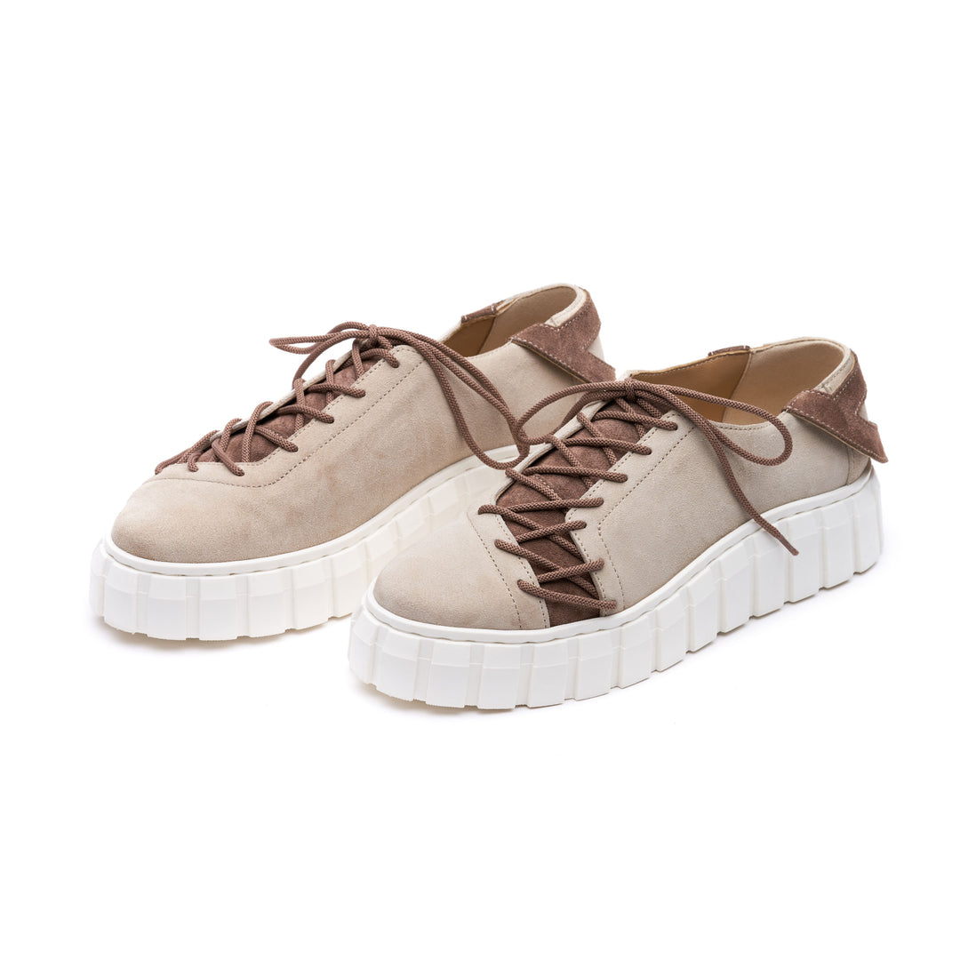 "Judith Sneakers Creamy Suede"